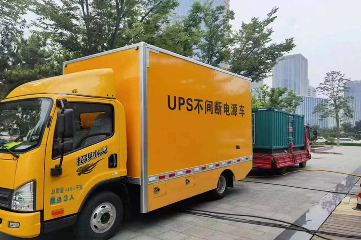 新安发电机租赁施工现场